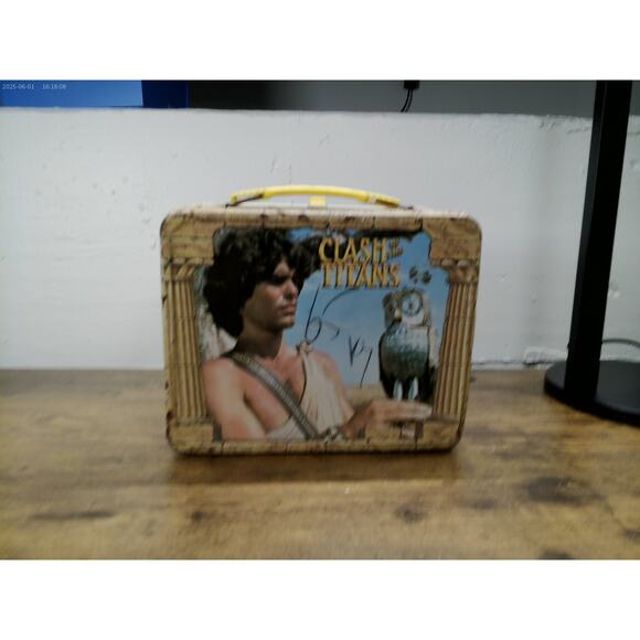 Vintage 1981 Clash of the Titans Metal Lunchbox – No Thermos - Picture 1 of 8